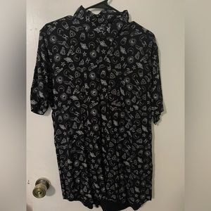 Hot topic button down shirt. Spooky design